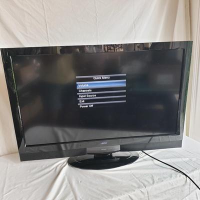 Vizio 42" TV with Remote and Three Roku Sticks (PB-KD)