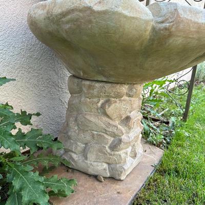 CONCRETE 3 PC WATER FEATURE
