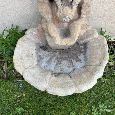 CONCRETE 3 PC WATER FEATURE