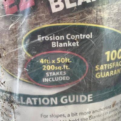 New Straw Blanket Sod w New Box Sod Staples