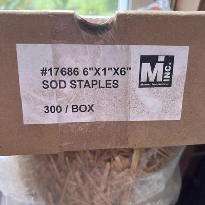 New Straw Blanket Sod w New Box Sod Staples