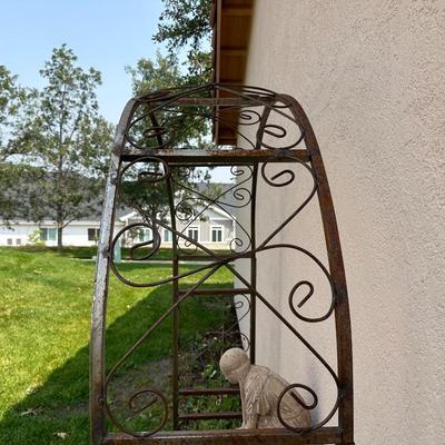 METAL ARCHED ARBOR