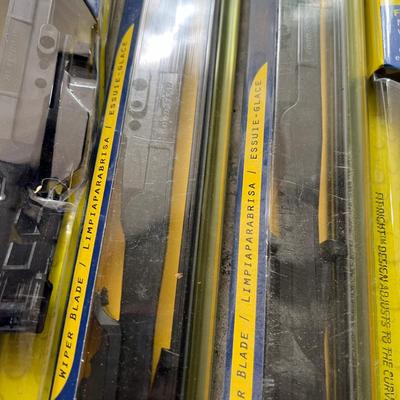 3 Sets of NEW Windshield Wipers 28