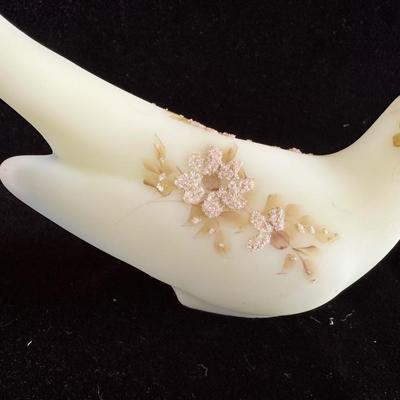 HAND PAINTED FENTON BIRD