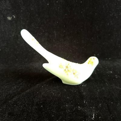 HAND PAINTED FENTON BIRD