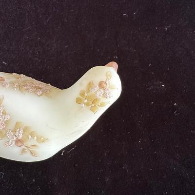 HAND PAINTED FENTON BIRD