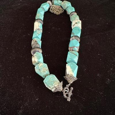 TURQUOISE TONE NECKLACE