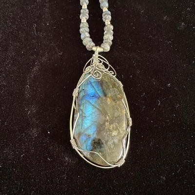 STONE PENDANT ON A BEADED CHAIN
