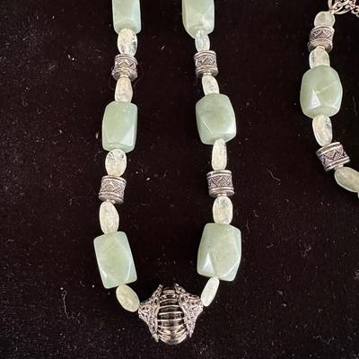 BEADED NECKLACE AND BRACELET