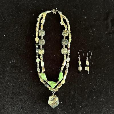 BEADED NECKLACE AND EARRINGS
