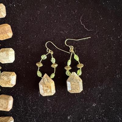 NECKLACE AND EARRINGS