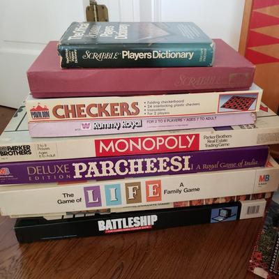Large Assortment of Games, Puzzles and More (PB-KD)