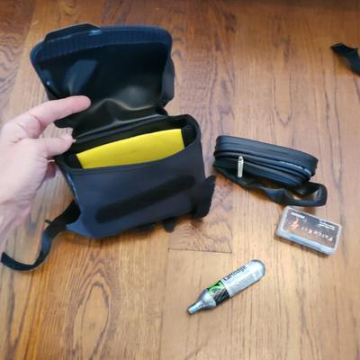 Camel Bak M.u.l.e, Topeak, eleven 81, Specialized Bike Shoes and More (PB-KD)