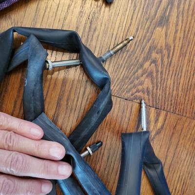 Camel Bak M.u.l.e, Topeak, eleven 81, Specialized Bike Shoes and More (PB-KD)