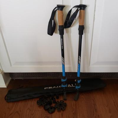 Outdoor Adventure Lot-Seal Line, Peakwalk, Yaktrax, Mountain Trails (PB-KD)