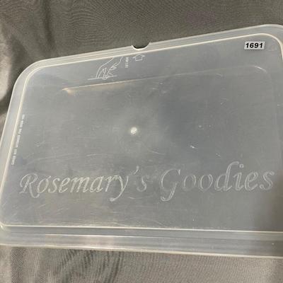 9x13 pan w/lid