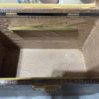 Travel case