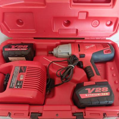 Milwaukee V28 cordless Impact wrench with case batteries and charger