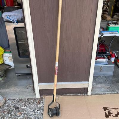 Lawn edger