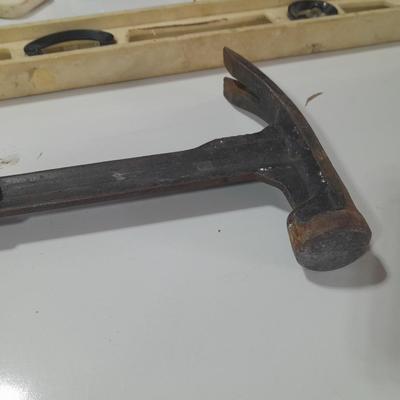 Nice level - Dewalt drywall hammer - plum boob with gammon's