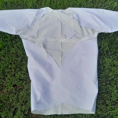 Box of at least 50 white canvass wrap around aprons