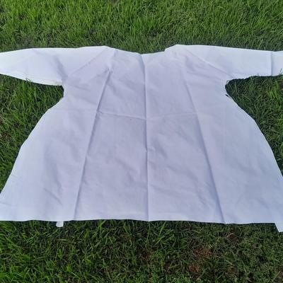 Box of at least 50 white canvass wrap around aprons