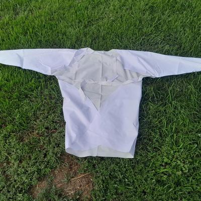 Box of at least 50 white canvass wrap around aprons