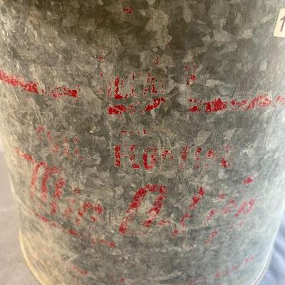 Minor/live bait bucket