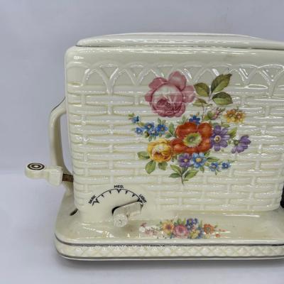 1937 Porcelier Basket Weave China Toaster