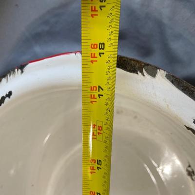 Enamel bowl