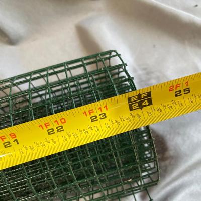 Woven wire-remaining roll