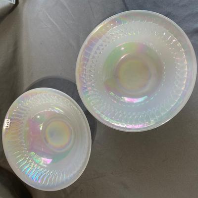 Federal iridescent bowls
