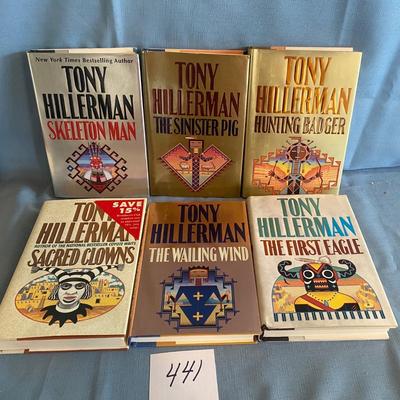 Tony Hillerman Books