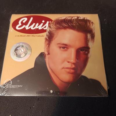 2 ELVIS MUSIC CD'S, KEYCHAIN, WOODEN BOX AND TY BEANIE BABY