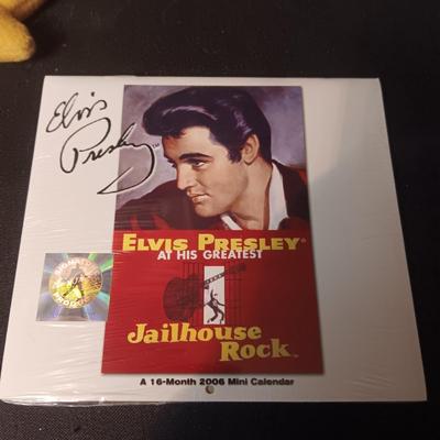2 ELVIS MUSIC CD'S, KEYCHAIN, WOODEN BOX AND TY BEANIE BABY