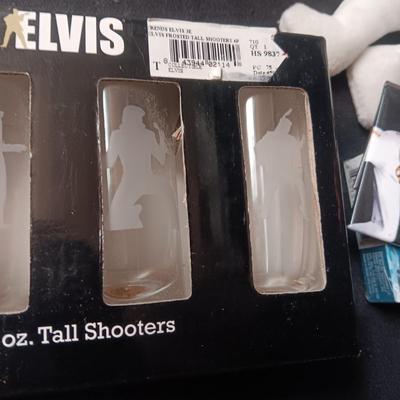 ELVIS SHOT GLASSES, MAGNETS, TY BEANIE BABY, DECK OF CARDS, KEYCHAIN & TV GUIDE