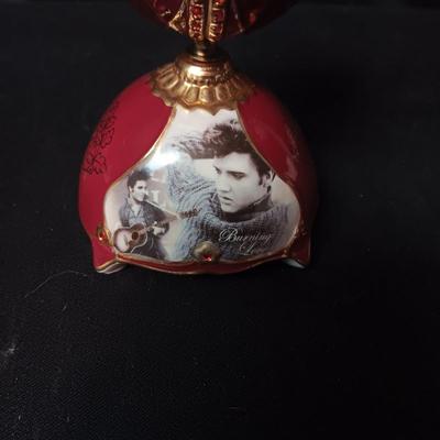 MUSICAL ELVIS PRESLEY PORCELAIN EGG