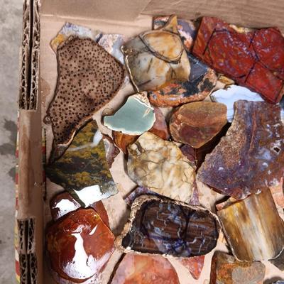 LAPIDARY SLABS (8)