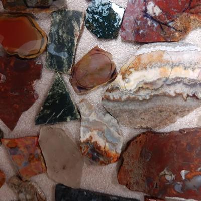 LAPIDARY SLABS (9)