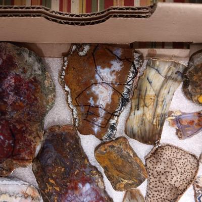 LAPIDARY SLABS (9)