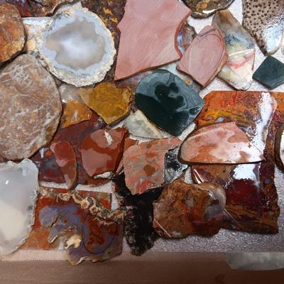 LAPIDARY SLABS (9)