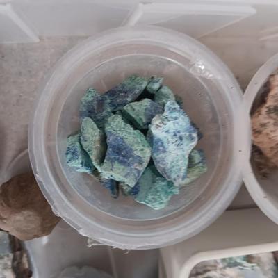 SMALLER PIECES OF ROCKS