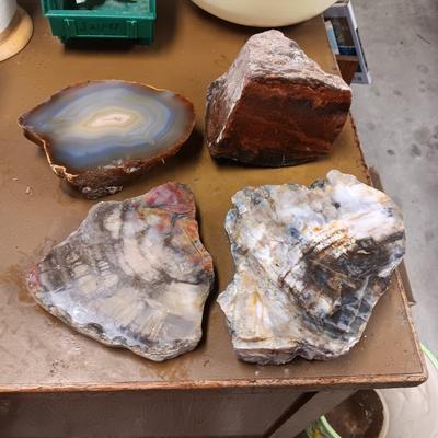 AGATE AND OTHER ROCK