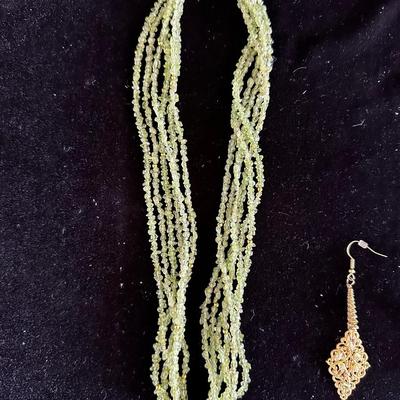 MULTI STRAND SEED BEAD NECKLACE AND EARRINGS