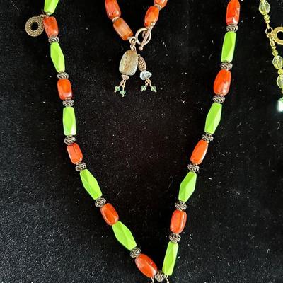 BEADED NECKLACES W/EARRINGS AND BRACELET