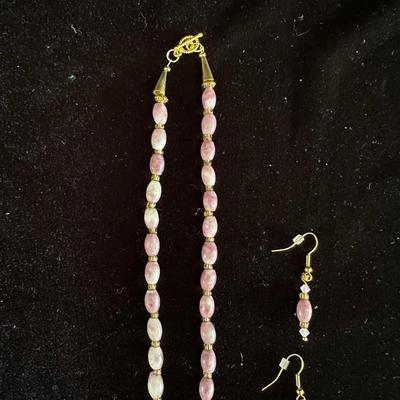 NECKLACE AND EARRINGS