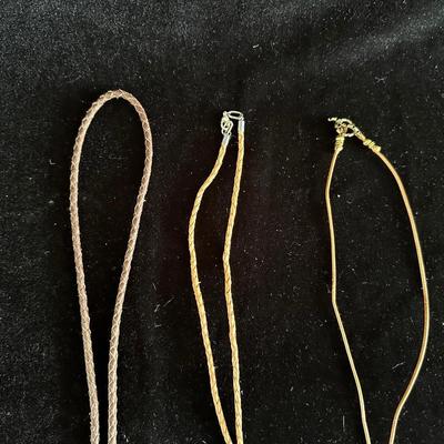 BOLO W/MONEY CLIP & 2 NECKLACES