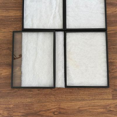4 DISPLAY CASES