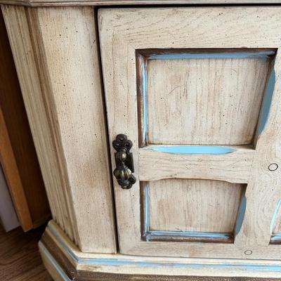 DREXEL CORNER CABINET