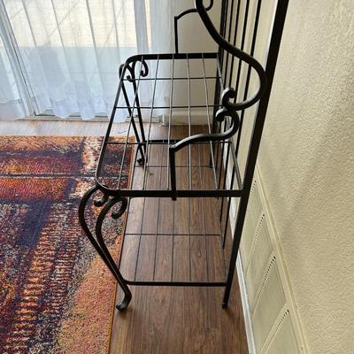 WROUGHT IRON BAKERS RACK